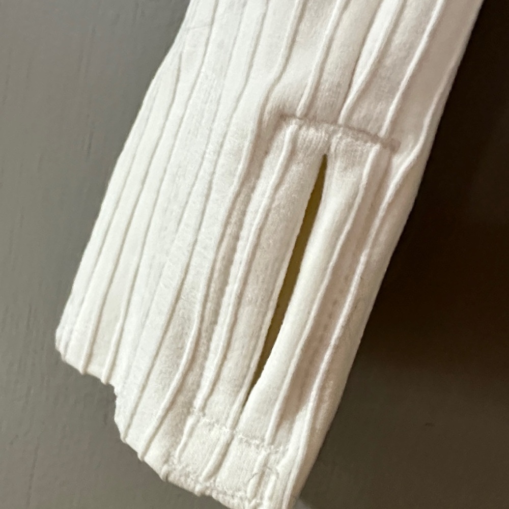 Athleta White Long Sleeve Performance Top – Thumbhole Athletic Shirt - Picture 4 of 7